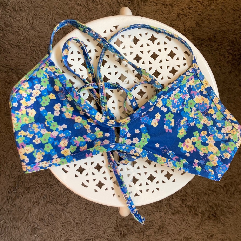 Jolyn Floral Print Top, size XL